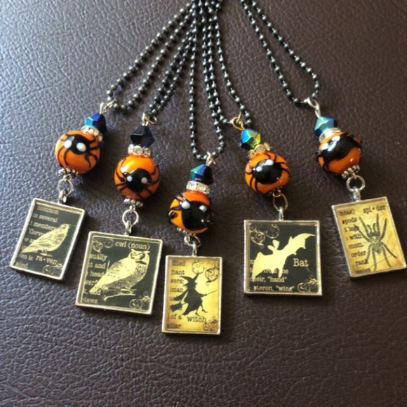Jewelry - Halloween Necklaces 🕷🎃